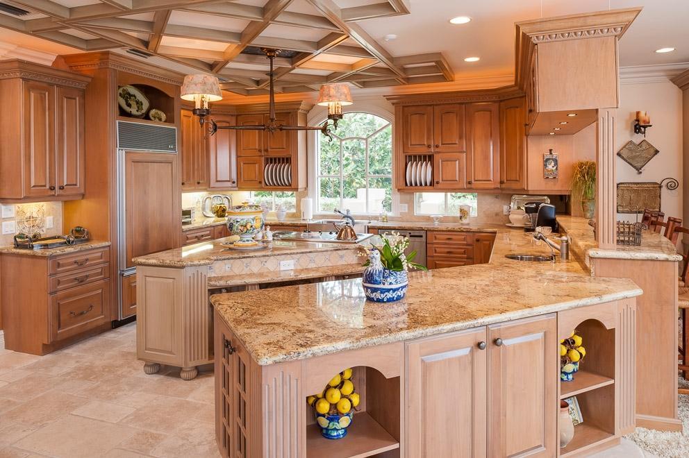 Jupiter, FL Homes For Sale with High-End Kitchens